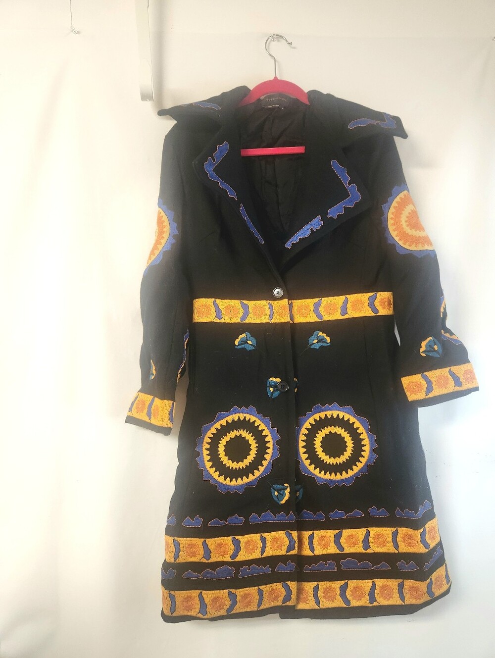 Vintage BCBG Max Azria Y2K Embroidered Wool Blend Boho Hippie Coat 6 Tribal Sun